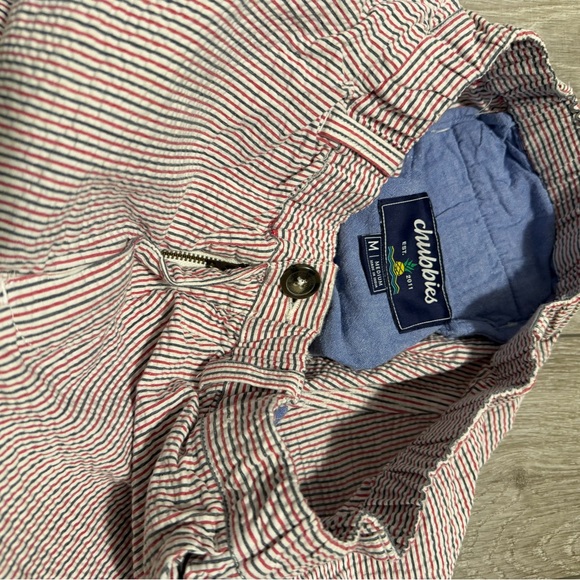 Chubbies 5.5” Seersucker Elastic Waistband Striped Shorts - Picture 7 of 8